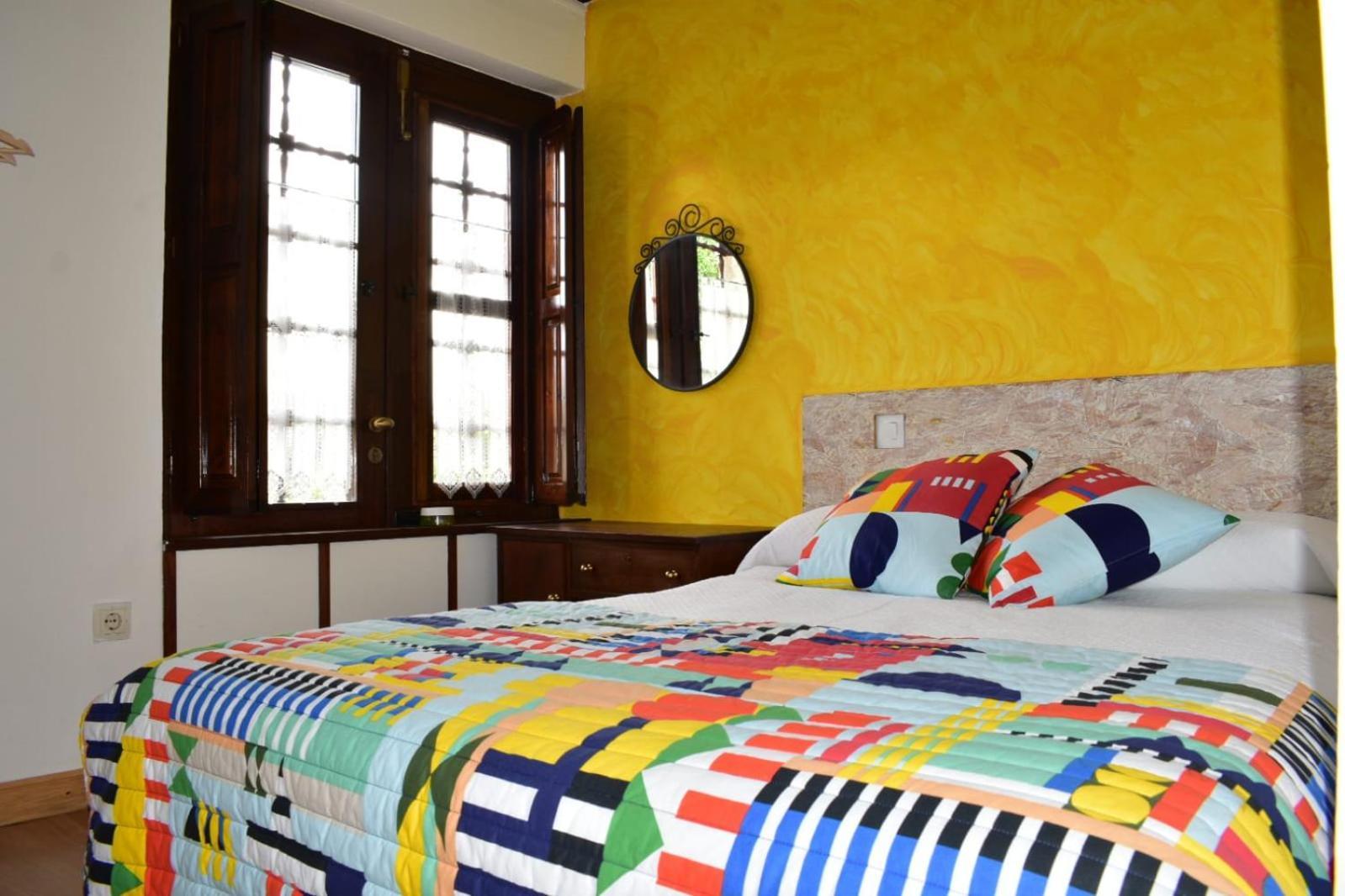 Albergue Santa Marina Buelna Esterno foto