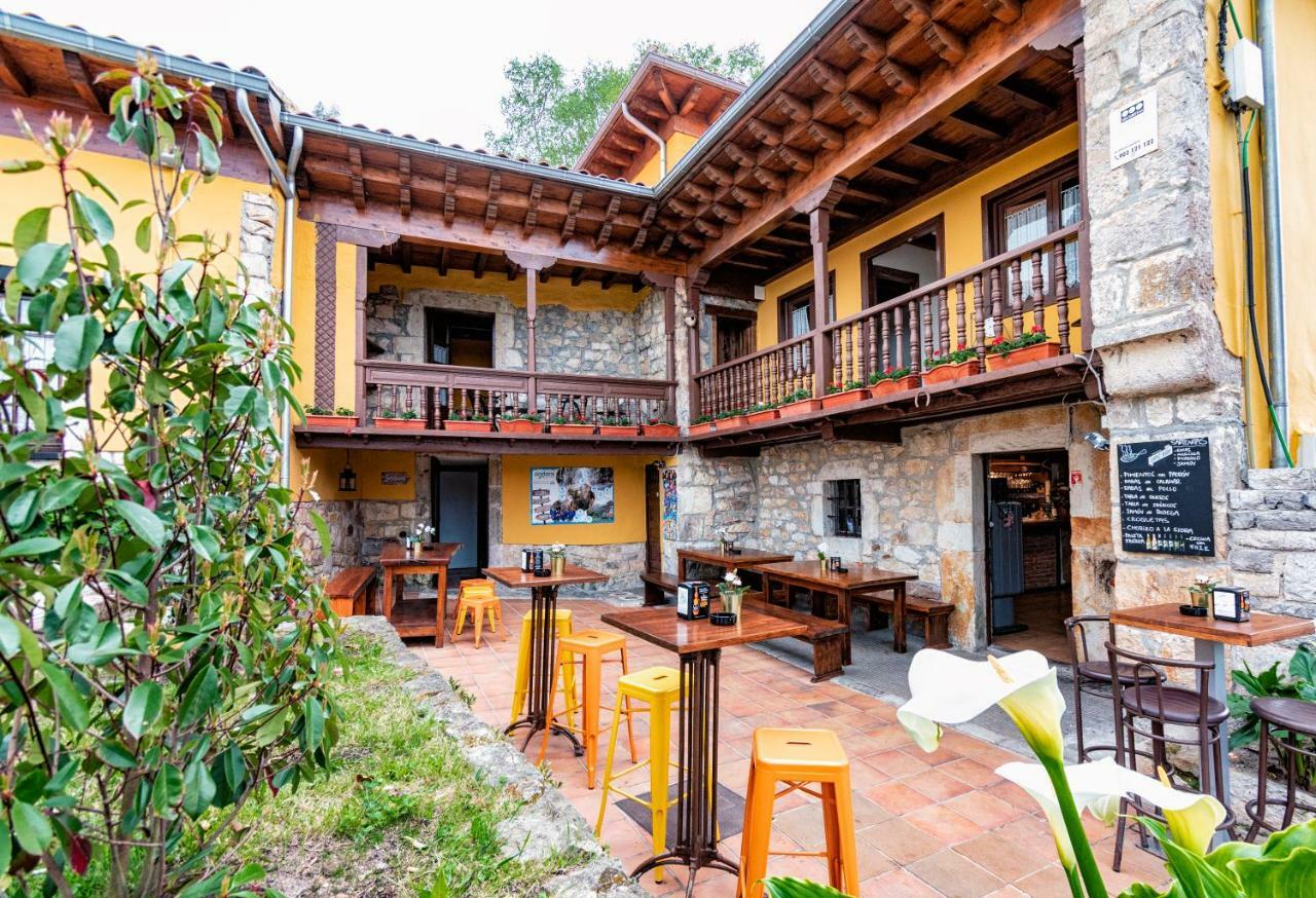 Albergue Santa Marina Buelna Esterno foto