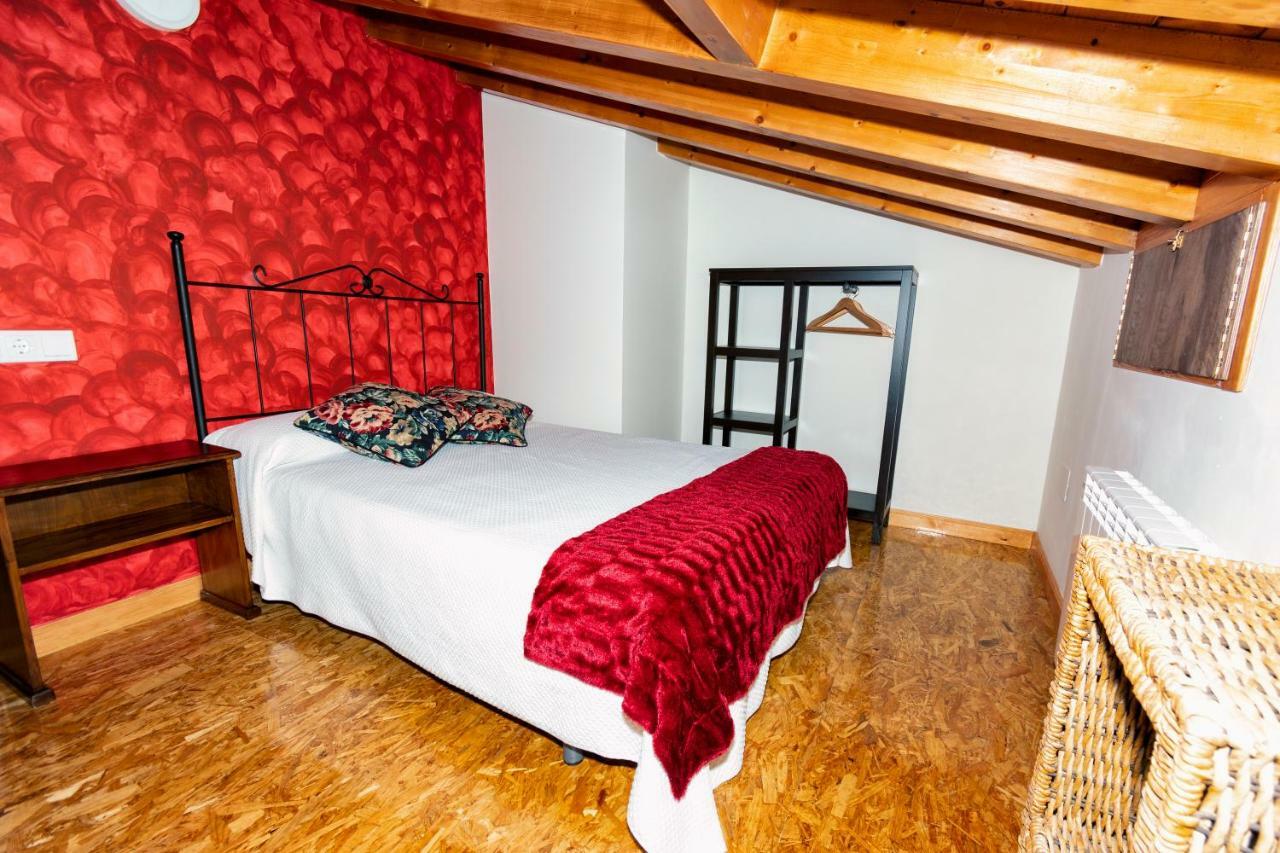 Albergue Santa Marina Buelna Esterno foto